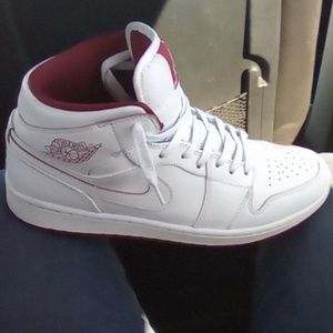 Jordan retro 1 white gym red and black